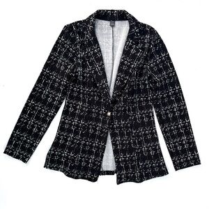 Chic Black and White Patterned Blazer Suit Jacket
